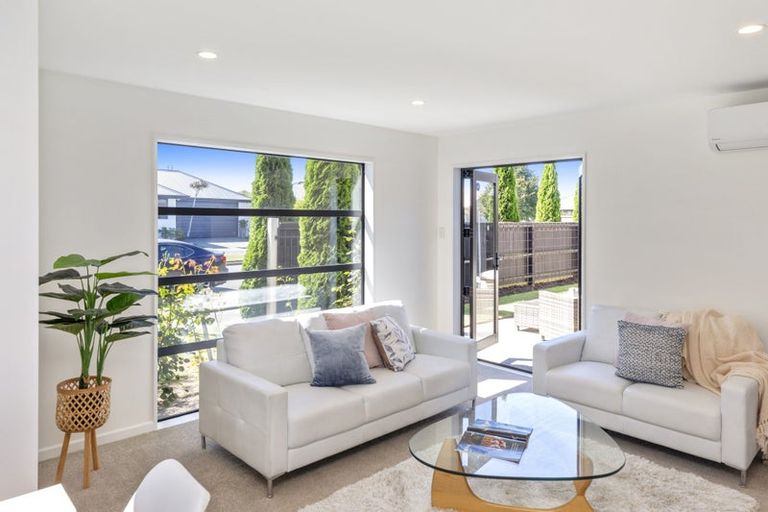 Photo of property in 1 Tangy Loch Lane, Broomfield, Christchurch, 8042