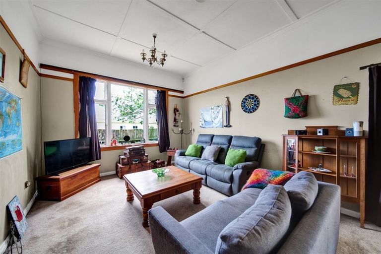 Photo of property in 35 Kauae Street, Manaia, 4612