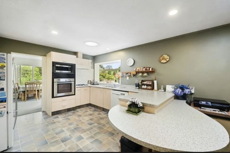 Photo of property in 35 Wood Leigh, Paraparaumu Beach, Paraparaumu, 5032