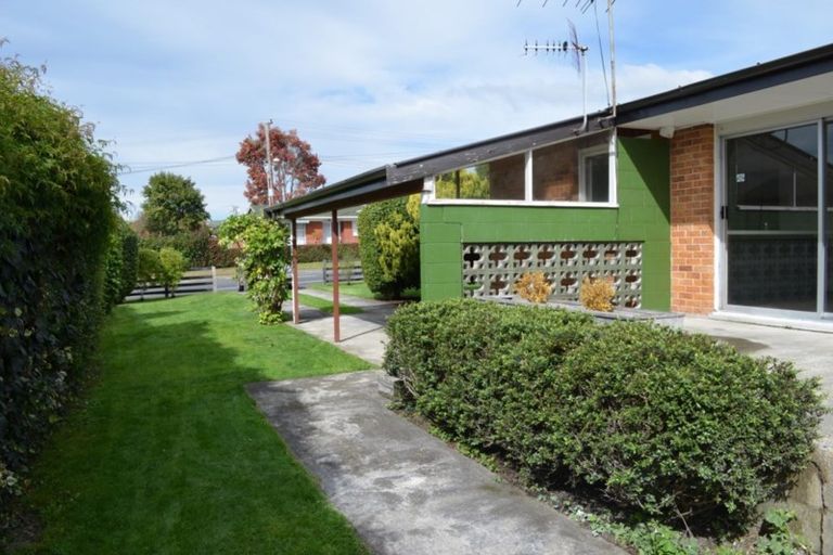 Photo of property in 379 Malfroy Road, Pomare, Rotorua, 3015