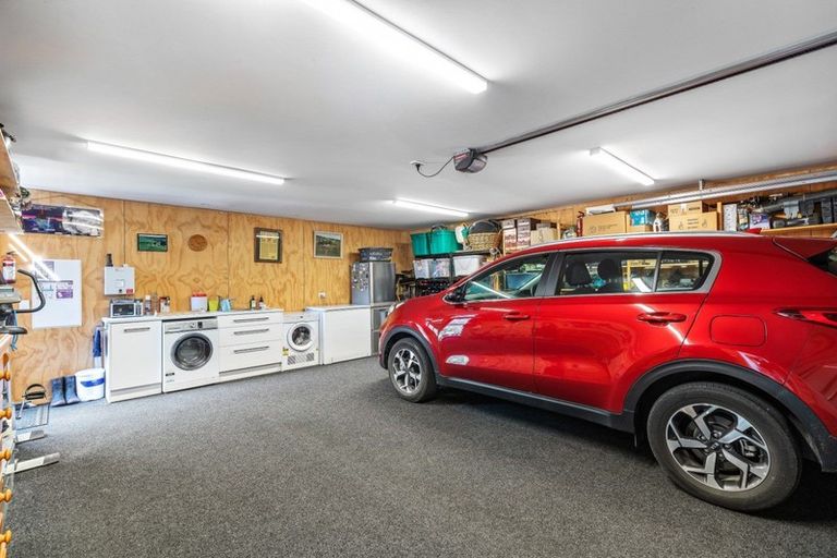 Photo of property in 5 Kerrera Lane, Jacks Point, Queenstown, 9371