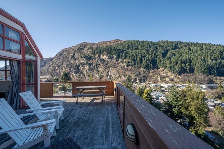 Photo of property in 8b Kiely Lane, Queenstown, 9300