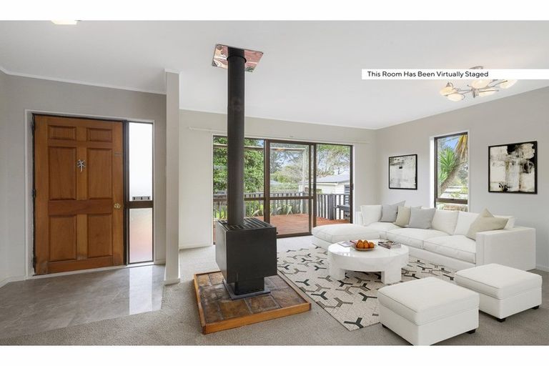 Photo of property in 20 Harbour Crest Drive, Waiuku, 2123