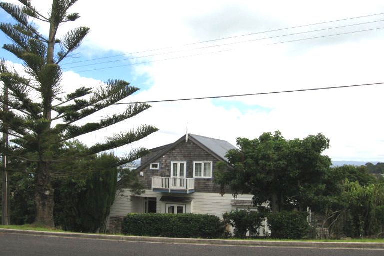 Photo of property in 40a Palmerston Road, Birkenhead, Auckland, 0626