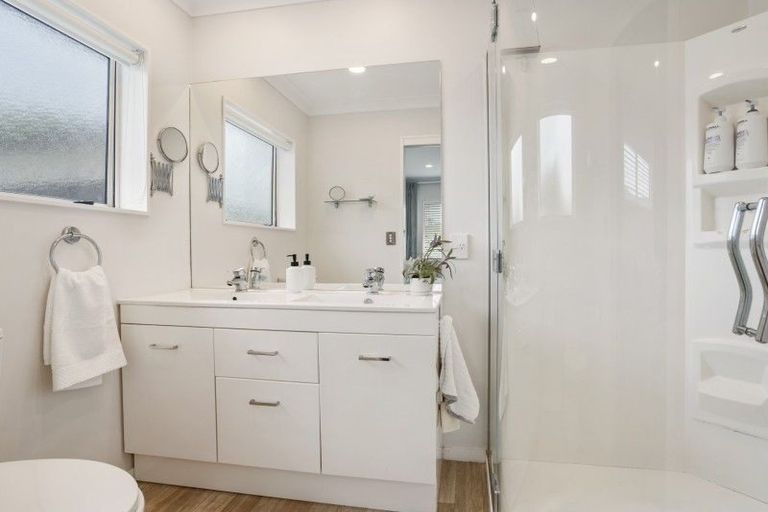 Photo of property in 5 Glenrowan Rise, Bethlehem, Tauranga, 3110