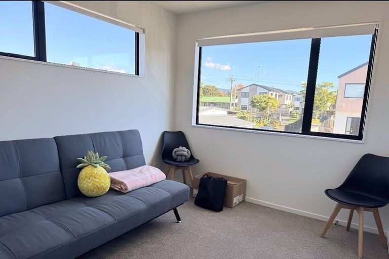 Photo of property in 19/12 Arney Road, Ranui, Auckland, 0612