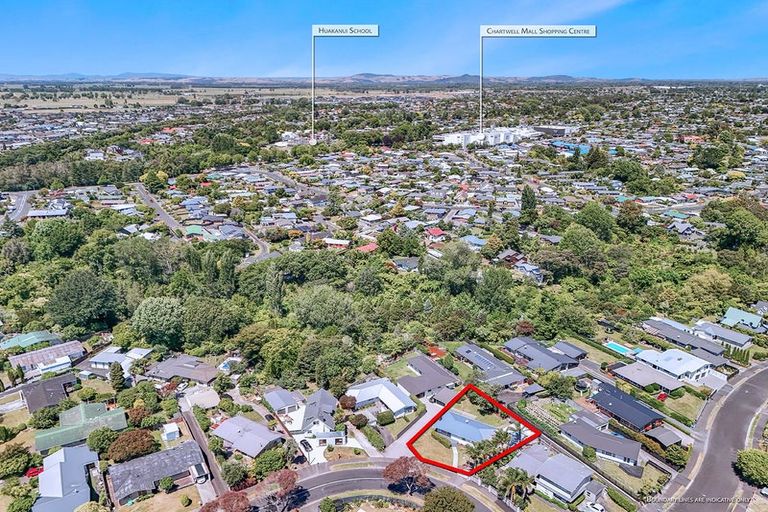 Photo of property in 48 Pulham Crescent, Queenwood, Hamilton, 3210