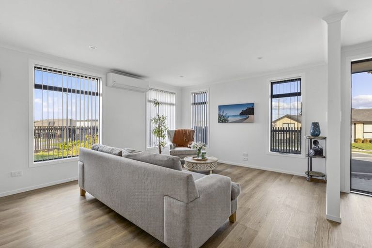 Photo of property in 53 Pragma Rise, Rototuna North, Hamilton, 3210