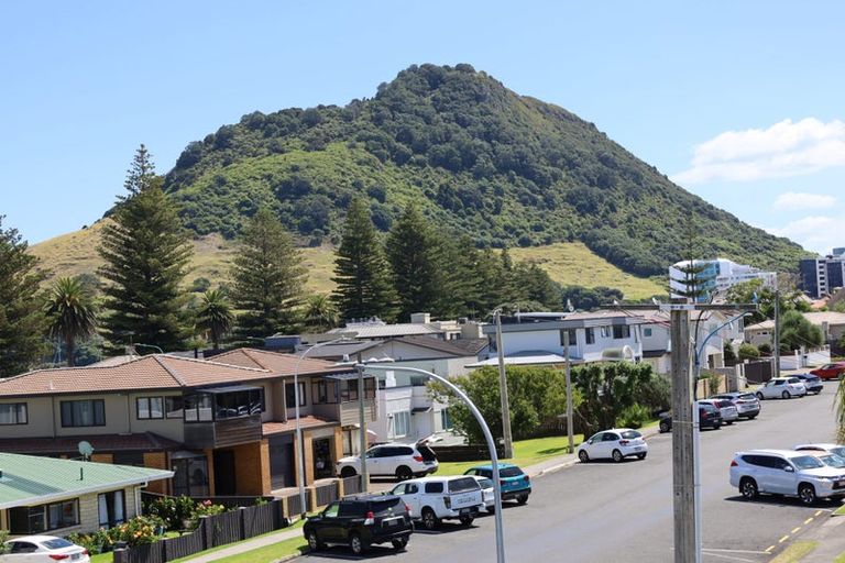 Photo of property in Salisbury Crown, 8/7 Salisbury Avenue, Mount Maunganui, 3116