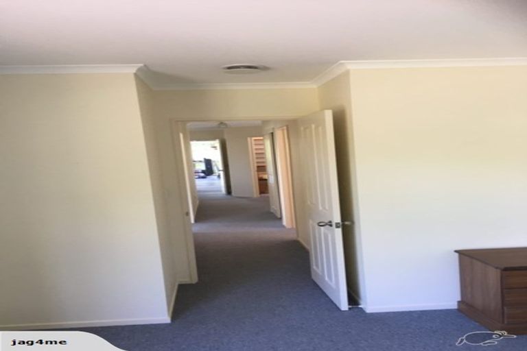 Photo of property in 4 Millennium Heights, Flagstaff, Hamilton, 3210
