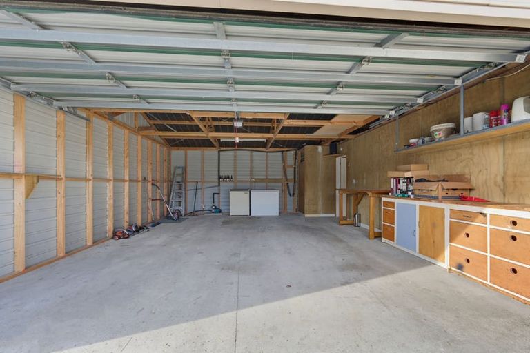 Photo of property in 9 Meadow Street, Lumsden, 9730