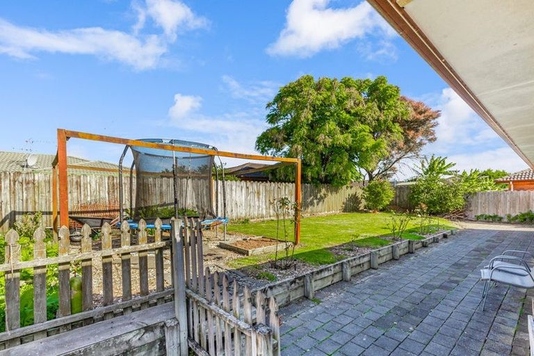 Photo of property in 25 Carrick Glen Avenue, Flat Bush, Auckland, 2019