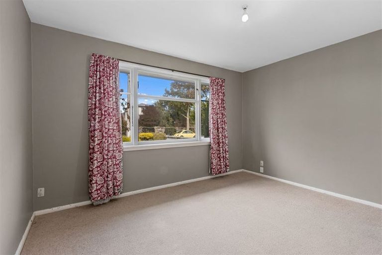 Photo of property in 16 Glencoe Street, Burnside, Christchurch, 8053