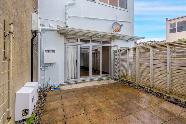 Photo of property in 34 Whitehouse Road, Titahi Bay, Porirua, 5022