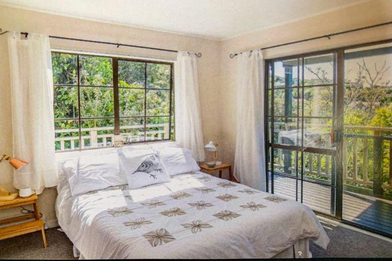 Photo of property in 91 Percy Dyett Drive, Karori, Wellington, 6012