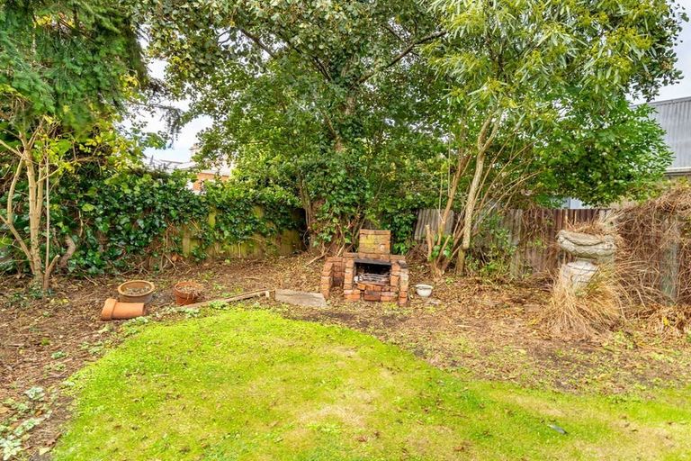 Photo of property in 6 Crown Street, North East Valley, Dunedin, 9010