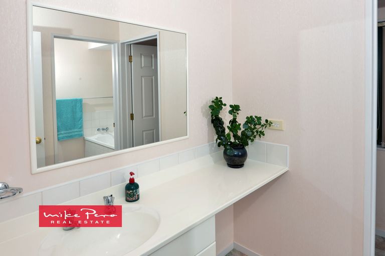 Photo of property in 11 Timandra Place, Te Kamo, Whangarei, 0112