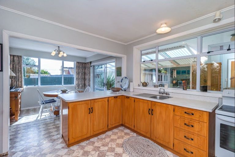 Photo of property in 20 Duke Street, Levin, 5510