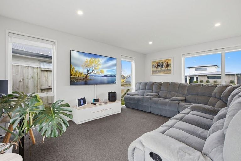 Photo of property in 96 Penetaka Heights, Pyes Pa, Tauranga, 3112