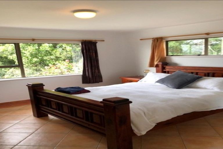 Photo of property in 1/147 Ocean View Road, Hillcrest, Auckland, 0627