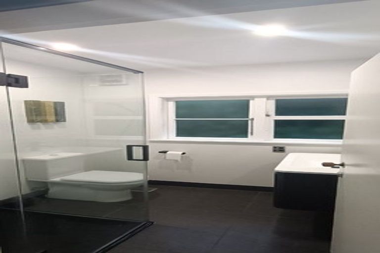 Photo of property in 10 Baroda Street, Khandallah, Wellington, 6035