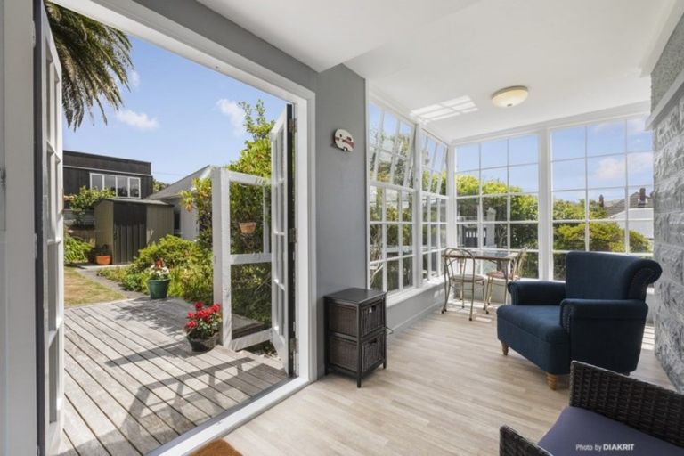 Photo of property in 84 Campbell Street, Karori, Wellington, 6012