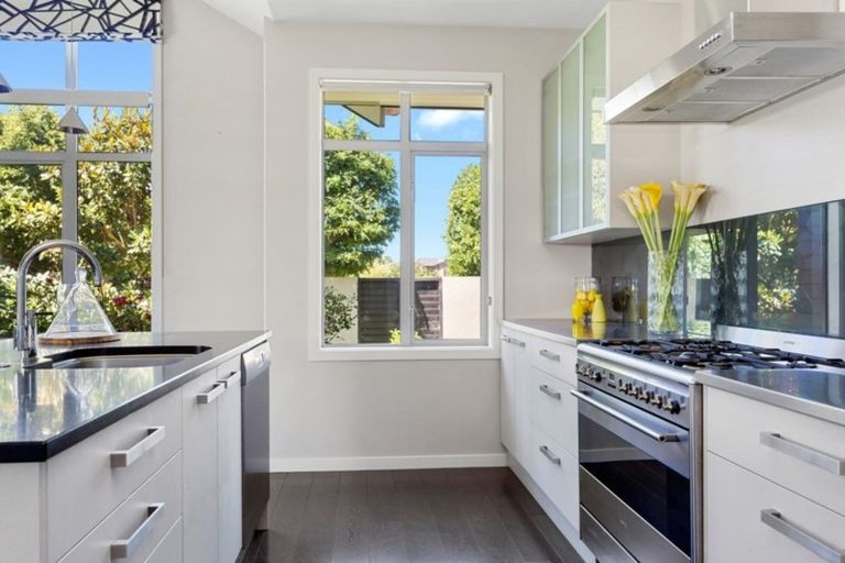 Photo of property in 5 Applefield Court, Northwood, Christchurch, 8051