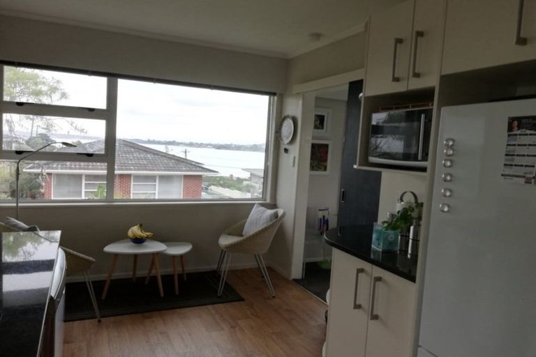 Photo of property in 3/18 Sydney Street, Hauraki, Auckland, 0622