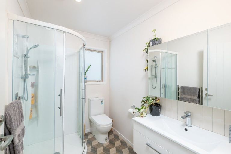 Photo of property in 1 Stephen Street, Trentham, Upper Hutt, 5018