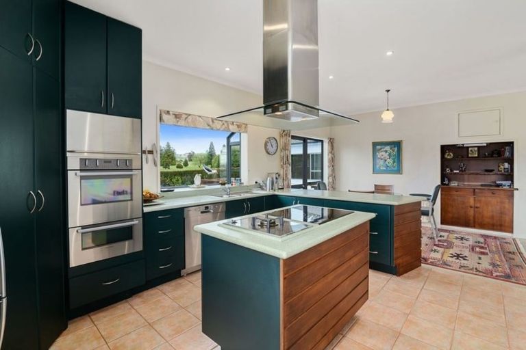 Photo of property in 12 Gwendoline Street, Glenholme, Rotorua, 3010
