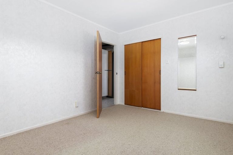 Photo of property in 7 Rembrandt Avenue, Tawa, Wellington, 5028