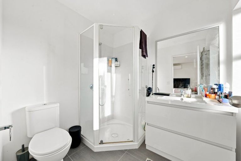Photo of property in 5 Treestump Road, Takanini, 2112