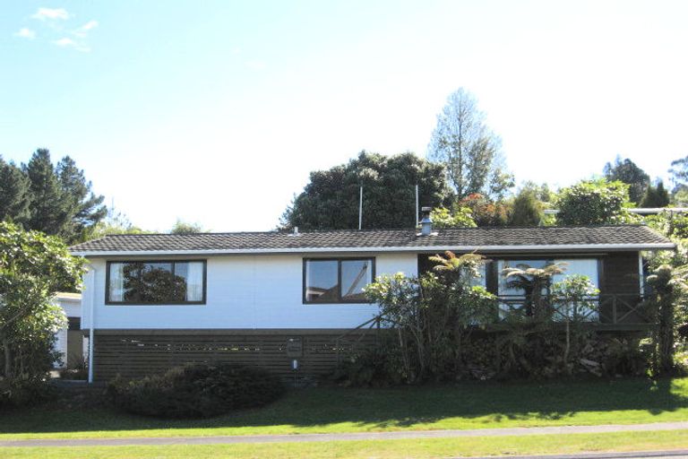 Photo of property in 116 Wakeman Road, Acacia Bay, Taupo, 3330