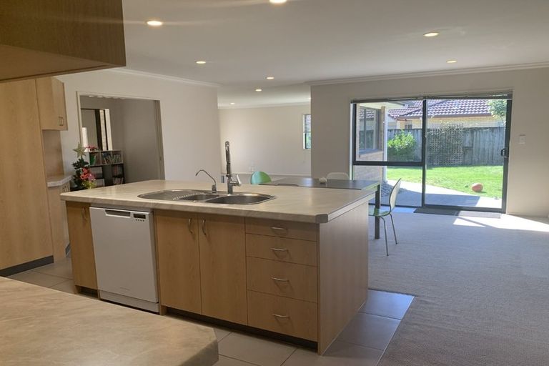 Photo of property in 15 Waiora Place, Pyes Pa, Tauranga, 3112