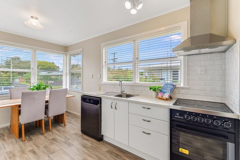 Photo of property in 13 Morris Road, Hillcrest, Hamilton, 3216