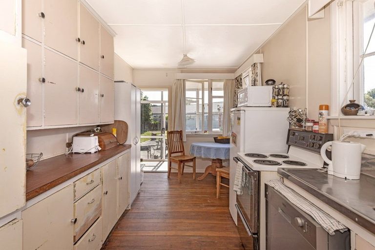 Photo of property in 3 Churchill Crescent, Te Hapara, Gisborne, 4010