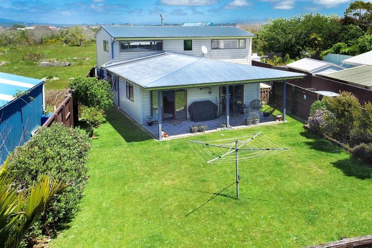 Photo of property in 16 Coates Street, Westport, 7825