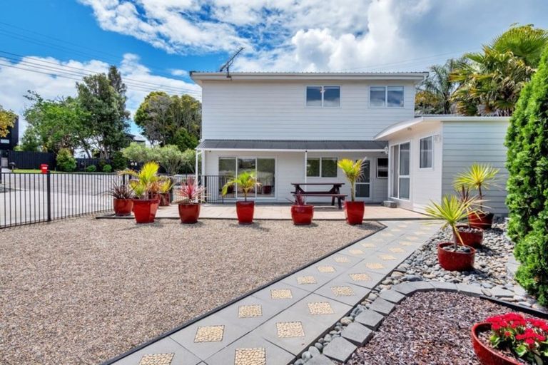 Photo of property in 267 Vipond Road, Stanmore Bay, Whangaparaoa, 0932