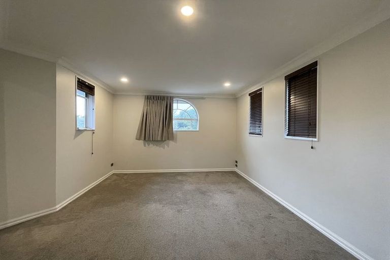 Photo of property in 38c Wicklam Lane, Greenhithe, Auckland, 0632