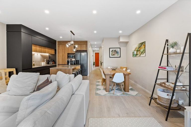 Photo of property in 48 Glidepath Road, Hobsonville, Auckland, 0616