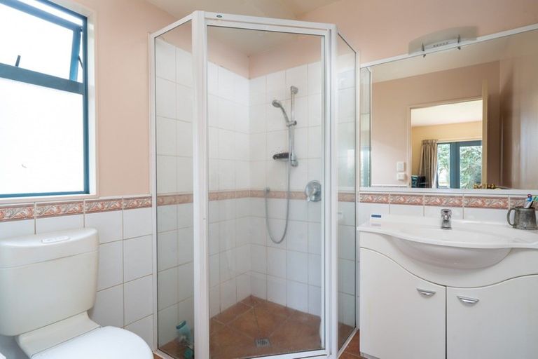 Photo of property in 2/52 Henry Hill Road, Taupo, 3330