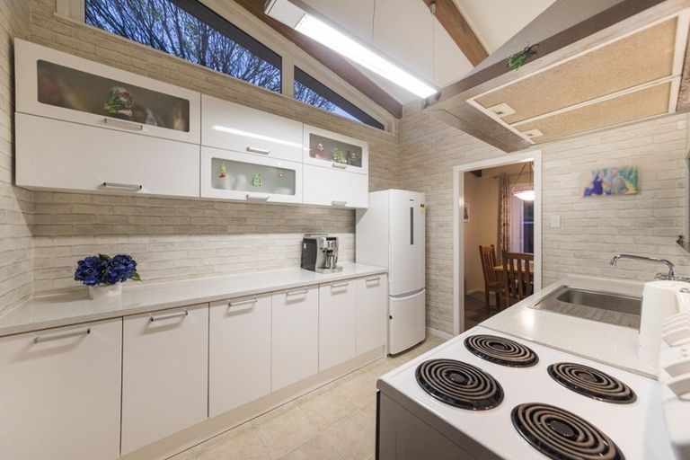 Photo of property in 41 Churchill Avenue, Hokowhitu, Palmerston North, 4410