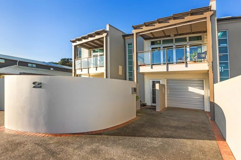 Photo of property in 2/101u Mana Esplanade, Paremata, Porirua, 5026