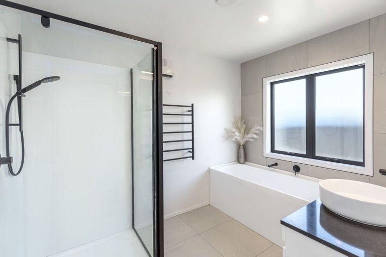 Photo of property in 40 Marine Corps Drive, Solway, Masterton, 5810