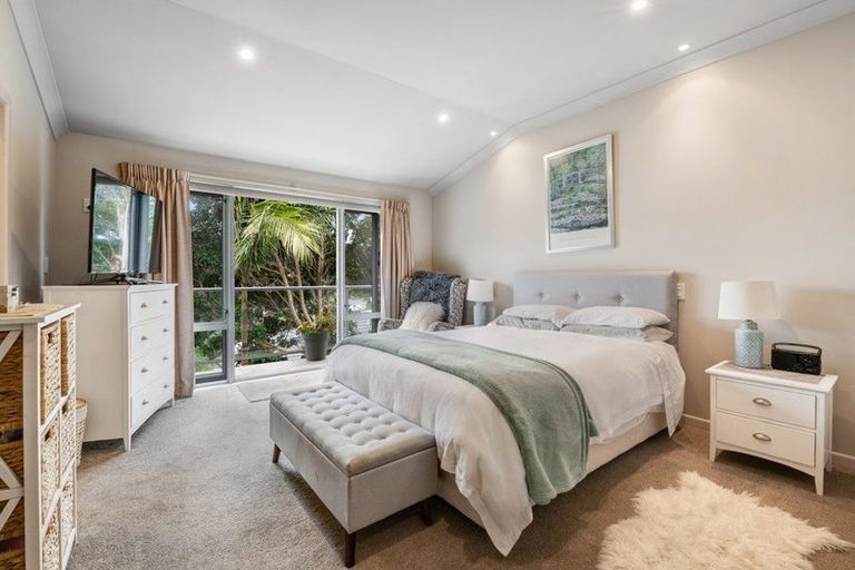 Photo of property in 5 Palm Cove, Arkles Bay, Whangaparaoa, 0932