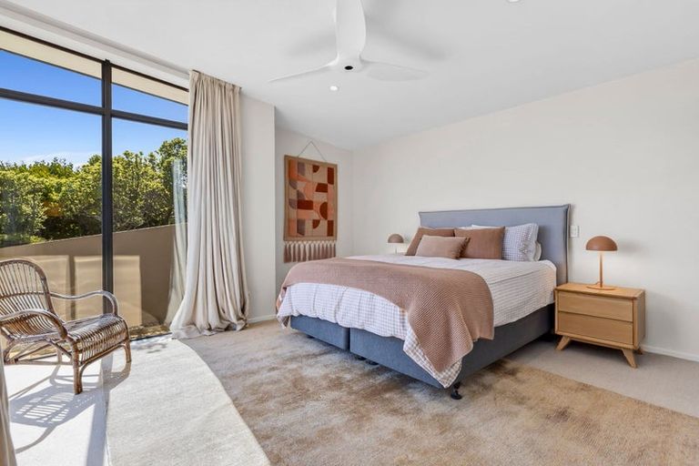 Photo of property in 35 Skinner Crescent, Lake Hawea, 9382