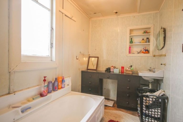 Photo of property in 98 Mckinley Road, Ruawai, 0592