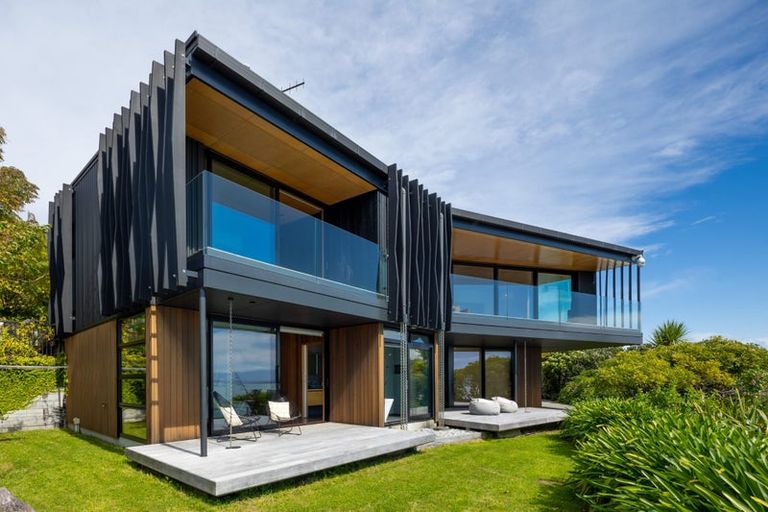 Photo of property in 36 The Cliffs, Britannia Heights, Nelson, 7010