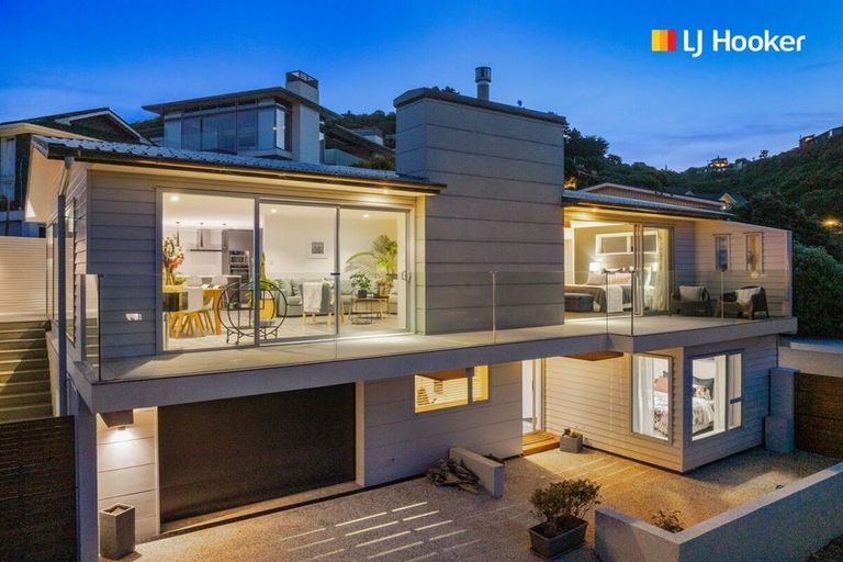 Photo of property in 63 Cliffs Road, Saint Clair, Dunedin, 9012