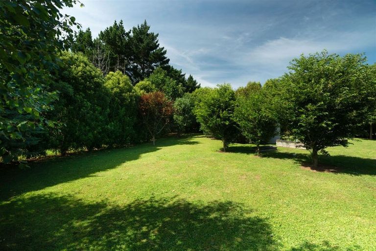 Photo of property in 37 Oakland Lane, Shannon, Palmerston North, 4474